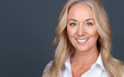 How to Get a Headshot Photo: Quick Tips and Tricks for Success