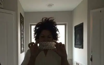 5 Reasons You Need to Stop Using Phone Shots for Your Corporate Headshots