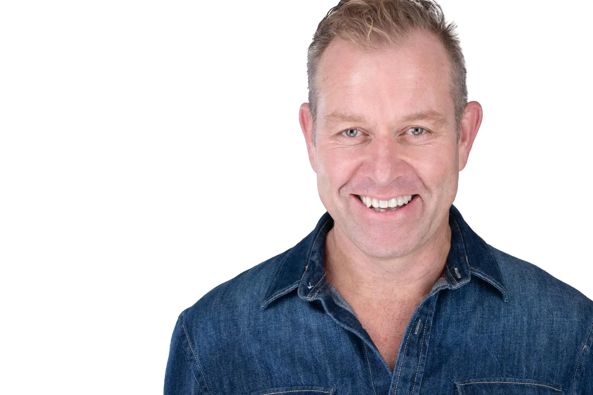 Northern beaches headshot photographer