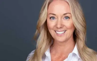 Best colours to wear for a headshot photograph